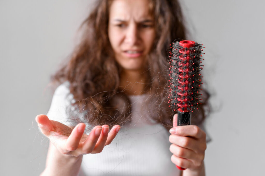Understanding the Causes of Dry Hair